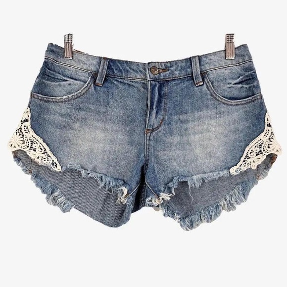 Roxy size 7 shorts with Lace Daisy Dukes 0069 - Picture 2 of 6